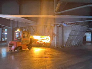 indian-client-visits-chnzbtech-to-discuss-33000-kva-industrial-silicon-submerged-arc-furnace-project-02.jpg