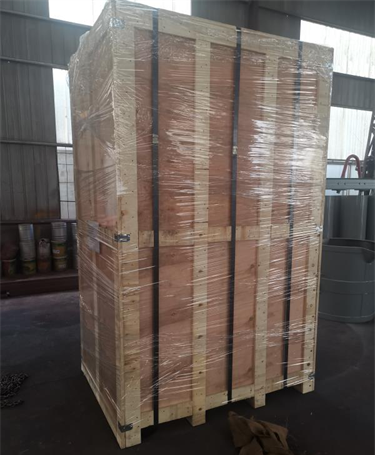 Vacuum oxygen decarburiza- CHNZBTECHtion furnace